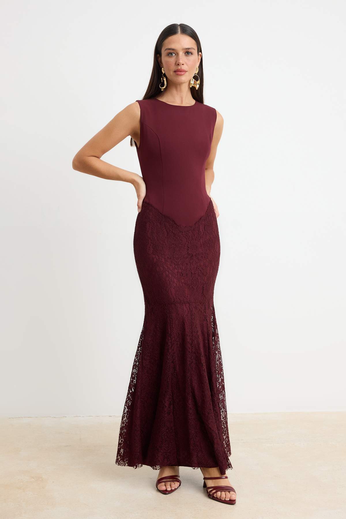 Burgundy Lace Detail Mermaid Maxi Dress