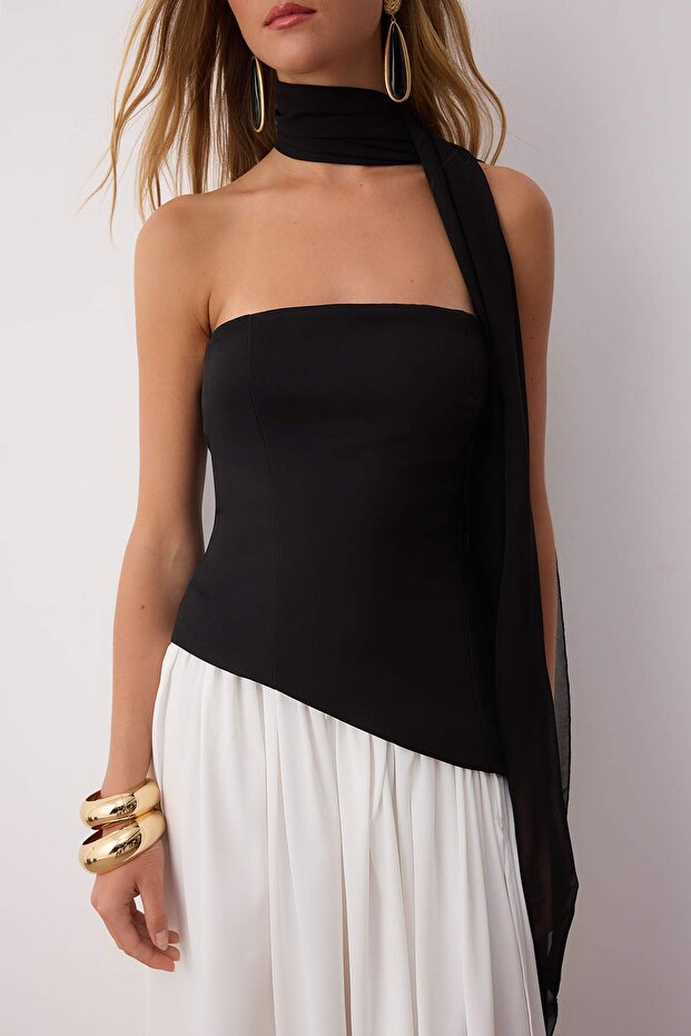 Black White A-Line Maxi Evening Dress