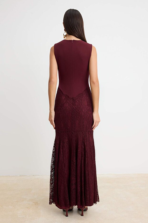 Burgundy Lace Detail Mermaid Maxi Dress